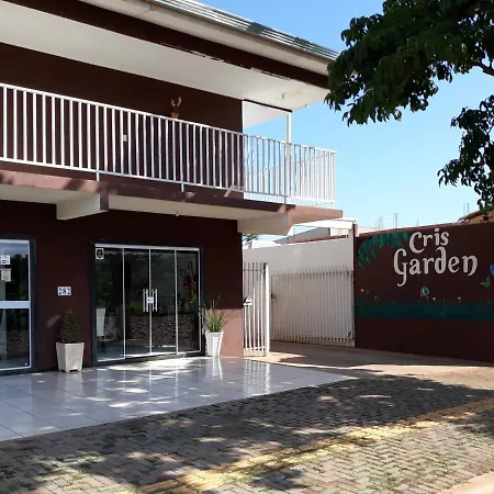 Pousada Cris Garden Bed&Breakfast-2