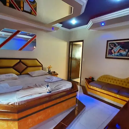 Viper Motel-2