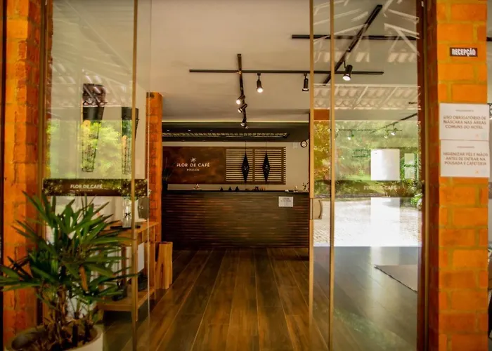 Flor De Cafe Pousada