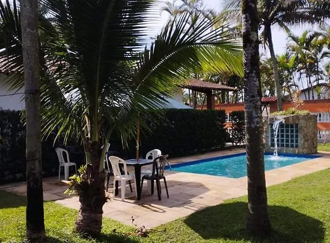 pé na areia com piscina no Cantão do Indaiá