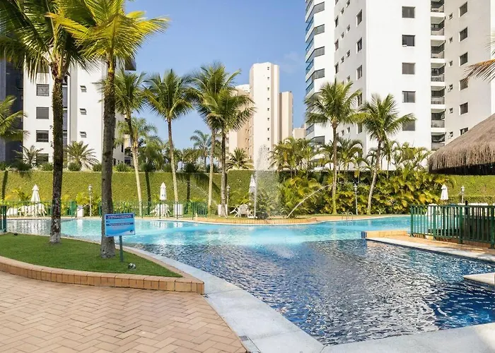 Riviera São Lourenço, cond Acqua! 30 seg da praia - lindo apto com wifi e ar condicionado