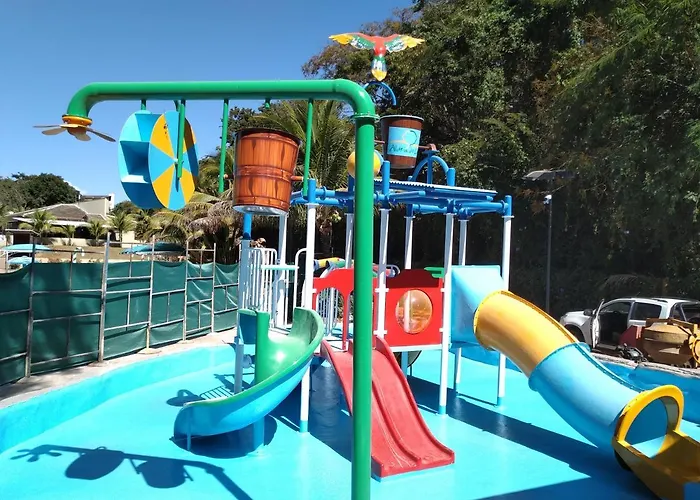 Aldeia do Lago C204- churrasqueira, bebidas liberadas no parque aquático, internet no ap, rampa no lago, ponto recarga de carro elétrico, pesqueiro