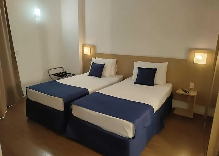 Summit Suites Santos