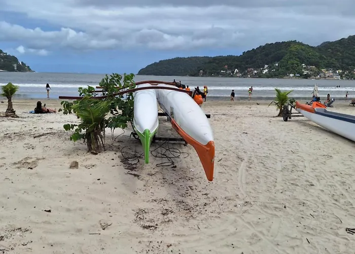 Pé na areia Gonzaguinha São Vicente Apartamento, Brasil