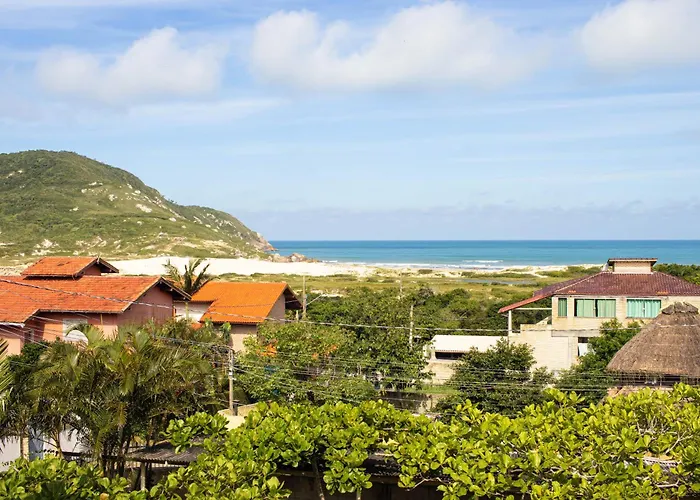 Praia Do Santinho Pousada Residence