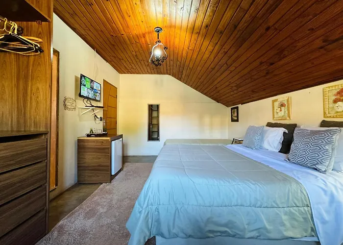Hospedagem Platô