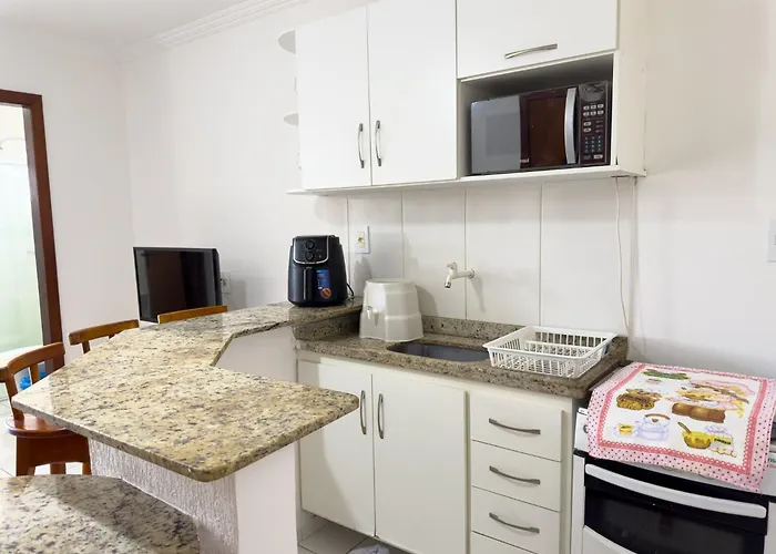 FLAT em residencial! Praia de taperapuan!