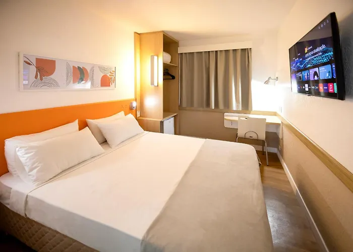 Hus Hotel Maringa