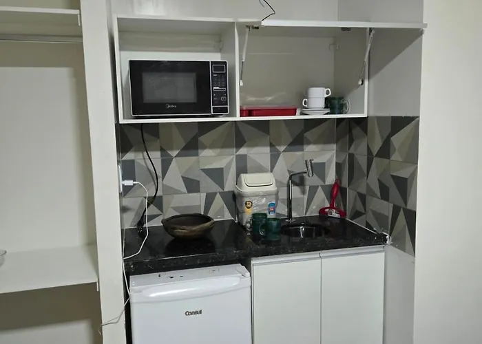 SEGUNDA CASA - Seu cantinho em , 1 minuto a pé da Praia do Morro! Suítes confortáveis e modernas - Para casal ou para grupos de até 4 pessoas