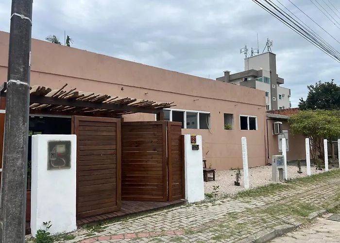 Hostel Bombinhas