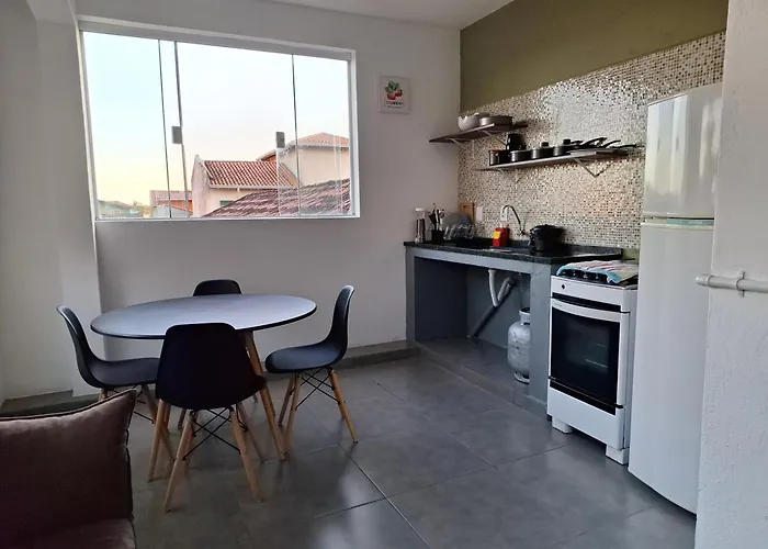 Chapéu de Sol - Área Gourmet, TV, Internet, Roupas de Cama e Banho, Jardim, Horta e Pomar