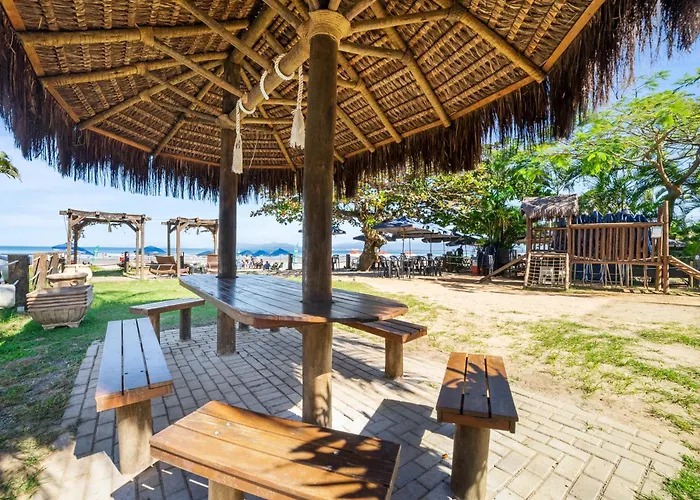 Pousada Conca di Mare - Restaurante próprio - Pé na areia
