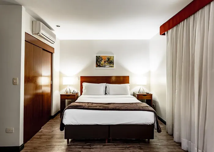 Bourbon Convention Hotel Ponta Grossa, Brasil