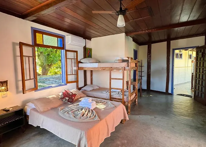 Vila Pequeá Ilhabela, Brasil