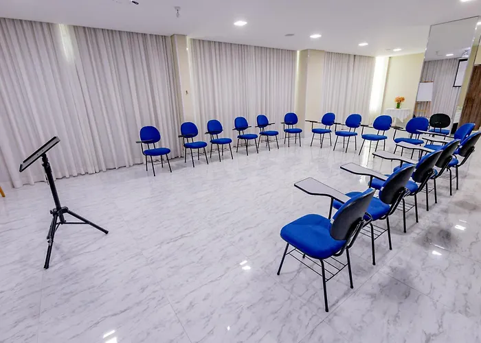 Padom Business Hotel Bragança Paulista, Brasil