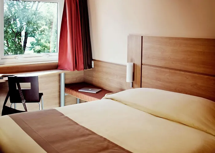 Ibis Canoas Shopping, Brasil