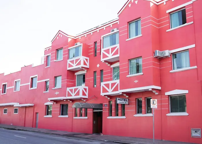 Campos Gerais Hotel - Próximo a Rodoviária e Mercados Turísticos