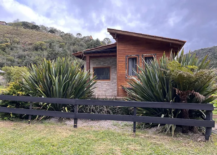 Cabanas Quatro Irmãos - Nó de Pinho