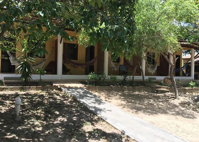 Pousada Araçás Village