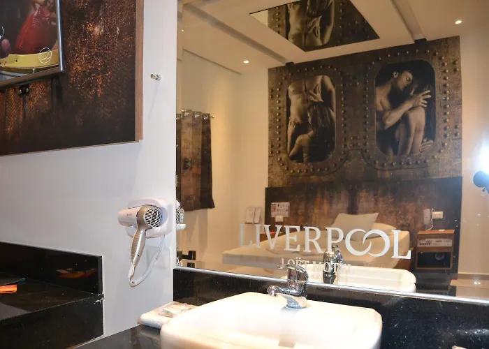 Liverpool Hotel & Motel (Adults Only)