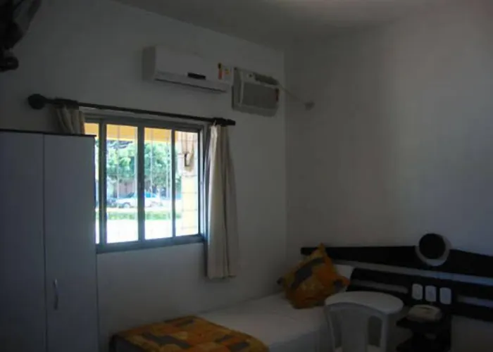 Hotel Classe A Goianesia, Brasil