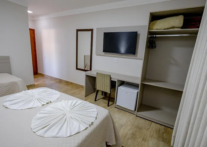 Villa De Holanda Parque Hotel