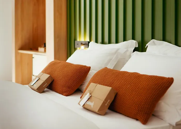 Naatooh Guest Houses