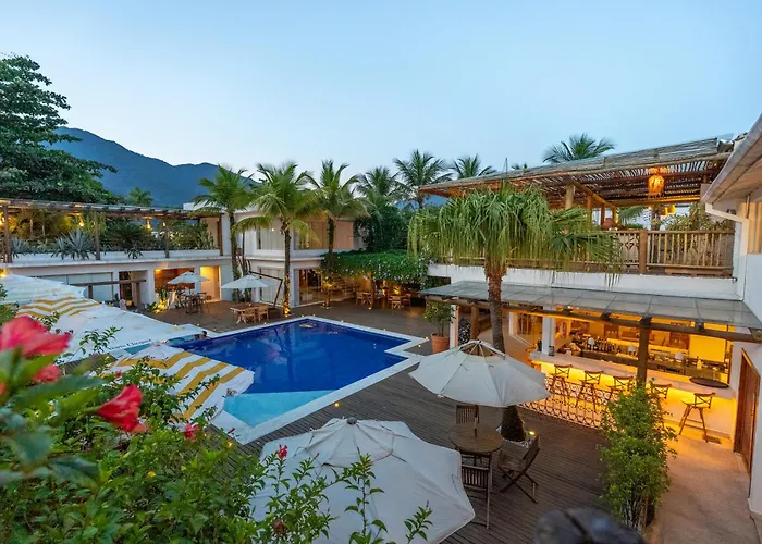 Maui (Adults Only)