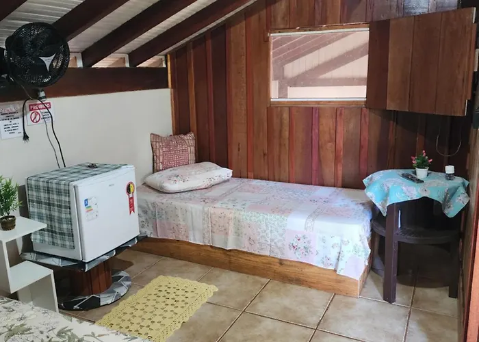Cabana Hostel Sobrado Ecopark
