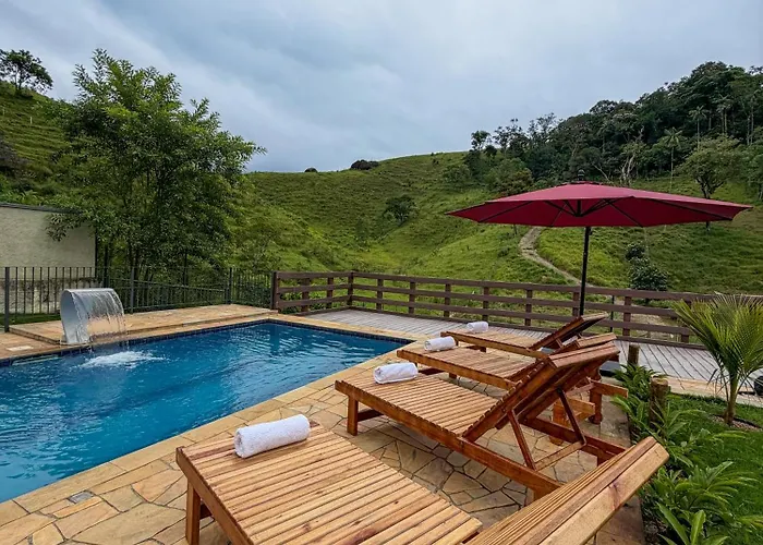 Villa Mantiqueira SFX - Suítes