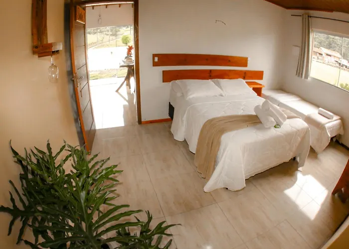 Pousada Rural Pavão - Suites e Chalés