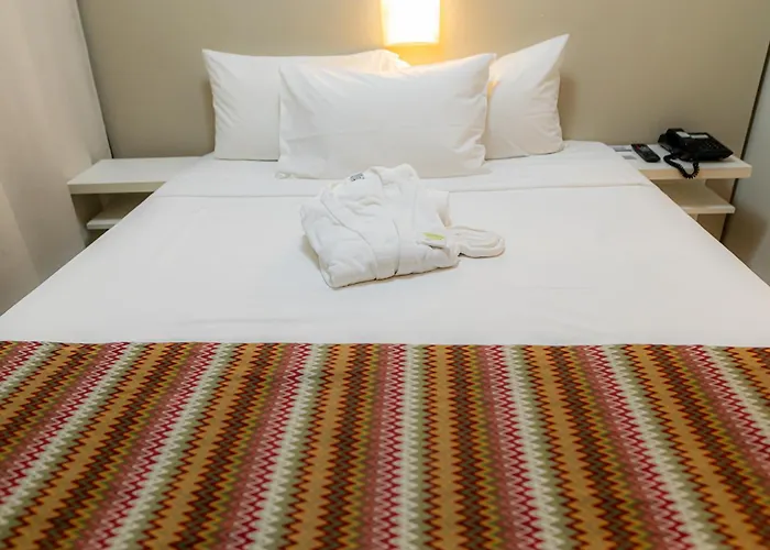 Easy Vitória Reta da Penha by Atlantica