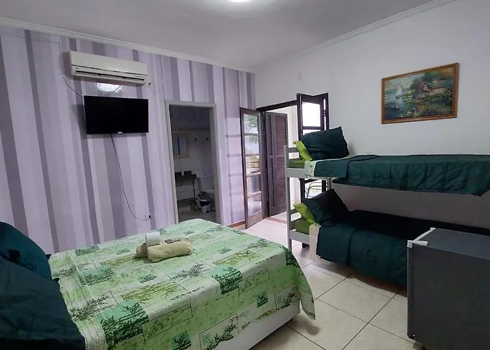 Pousada Nascimentos -Pé na Areia- À 47 Passos do Mar