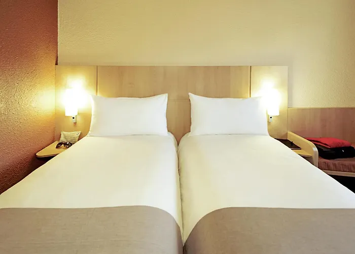 Ibis Porto Alegre Assis Brasil - Estacionamento Gratuito Para Hospedes