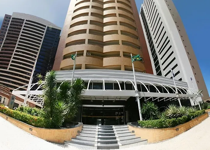 Plaza Praia Suítes