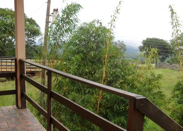Pousada Pequizeiro
