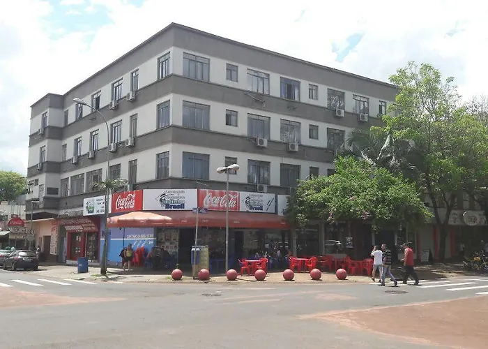 Falls Plaza Hotel