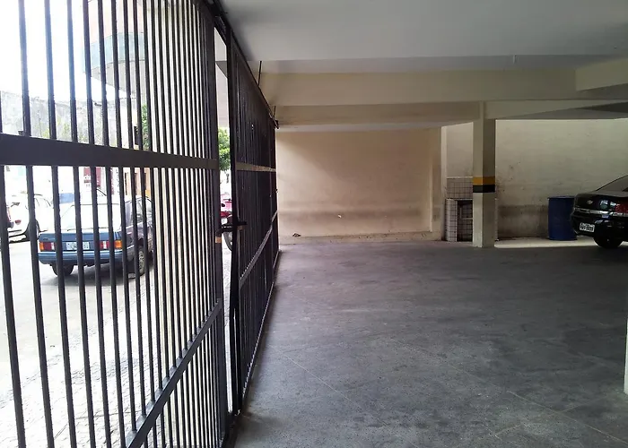 Hugo Plaza Hotel