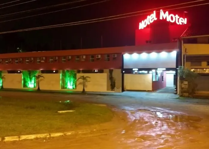 Capricornios Motel