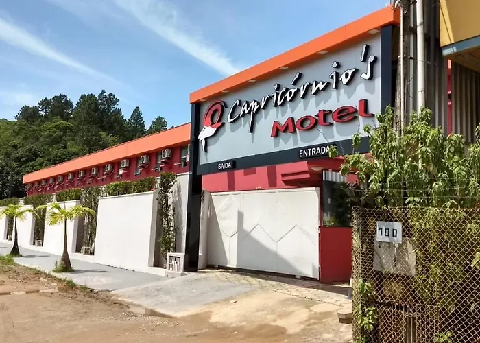Capricornios Motel