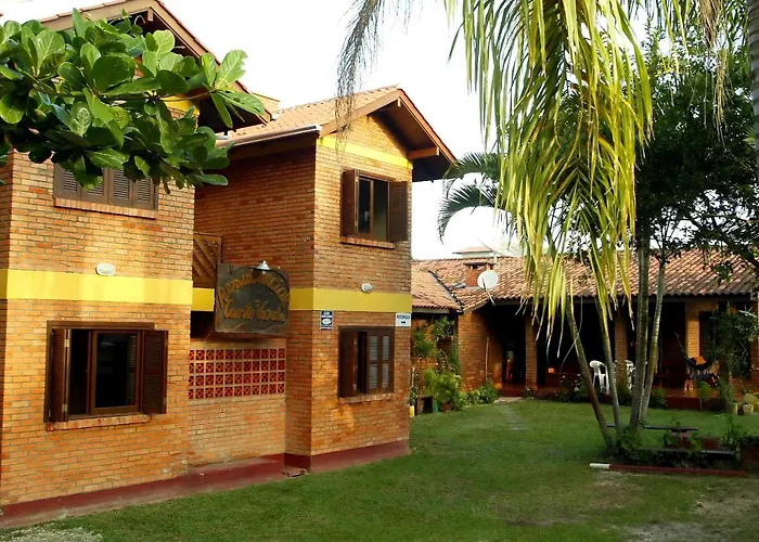 Pousada E Residencial Canto Verde...A Uma Quadra Da Melhor Praia...