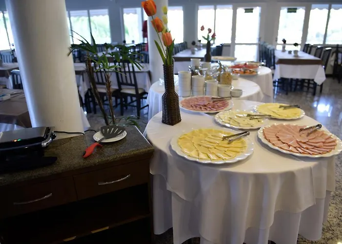 El Shadai Park Hotel
