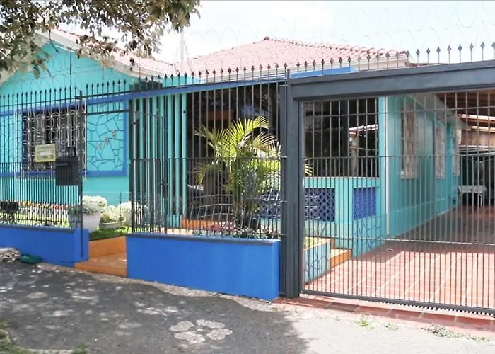 Hotel Pousada Urbana Pg