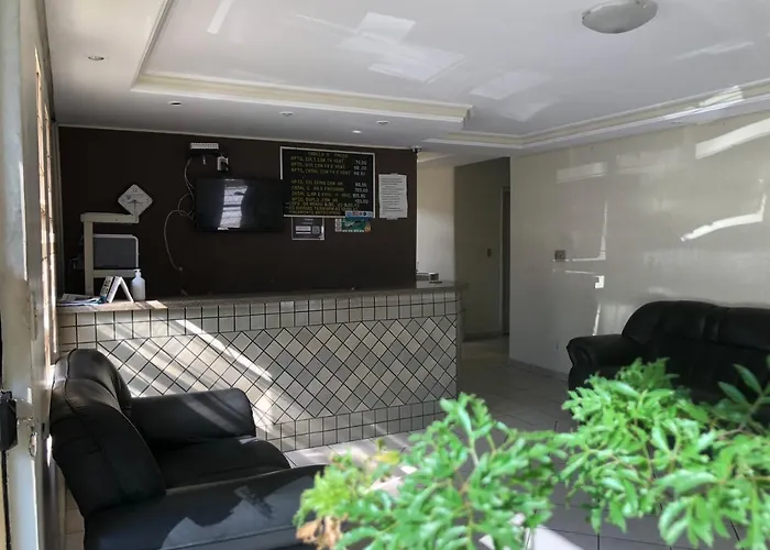 Hotel Centro Oeste