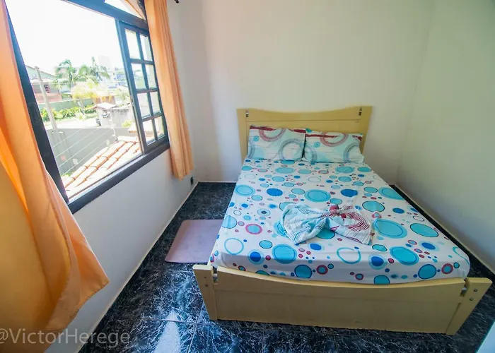 Kionda Surf Hostel Bertioga, Brasil