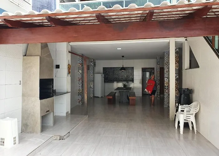 Casa com Piscina e Churrasqueira e excelente Localização em Piuma